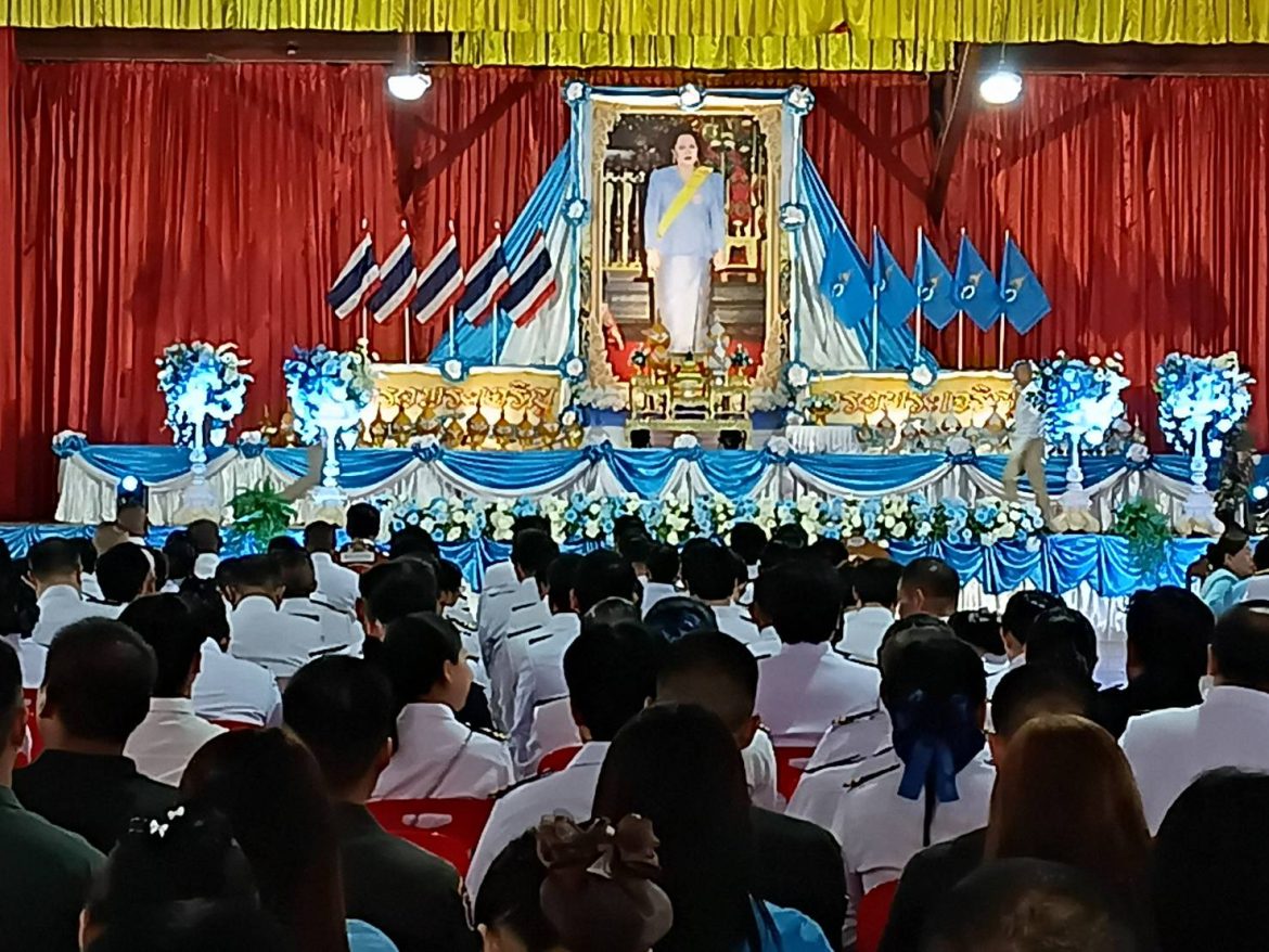 สำนักงานเกษตรอำเภอฝาง ร่วมกิจกรรมเฉลิมพระเกียรติฯเนื่องในวันเฉลิมพระชนมพรรษา 12 สิงหาคม 2568